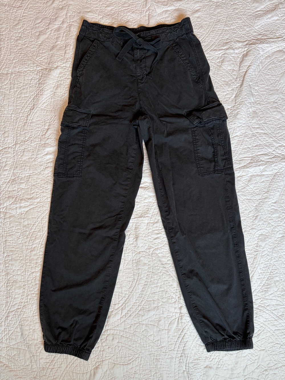 American Eagle Baggy Cargo Joggers